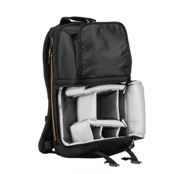 LowePro Fastpack Camera Bag - Picture 13 of 14